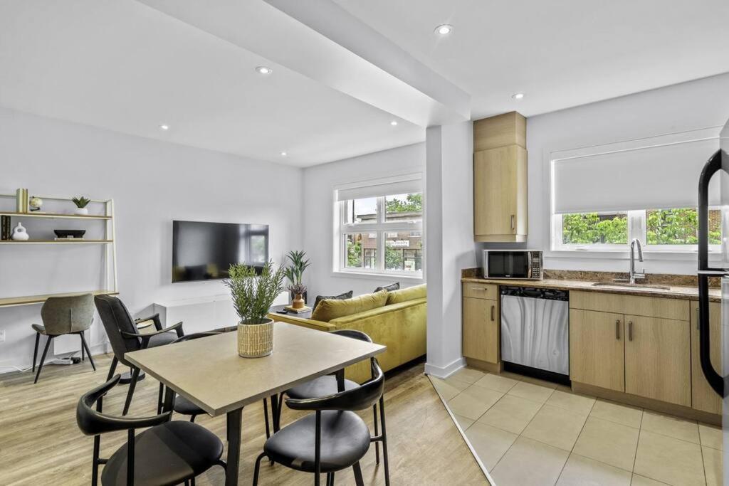Stylish 2 Bedroom Haven By Jean Talon Market Montréal Eksteriør bilde